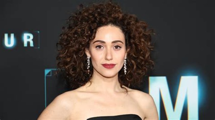 'Shameless' Emmy Rossum is finally married! Her Husband, Affairs, Divorce, and More