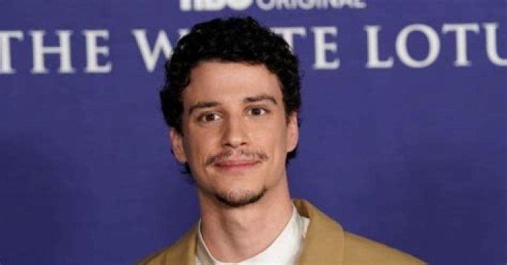 Adam DiMarco Height, Weight, Body Measurements, Shoe Size