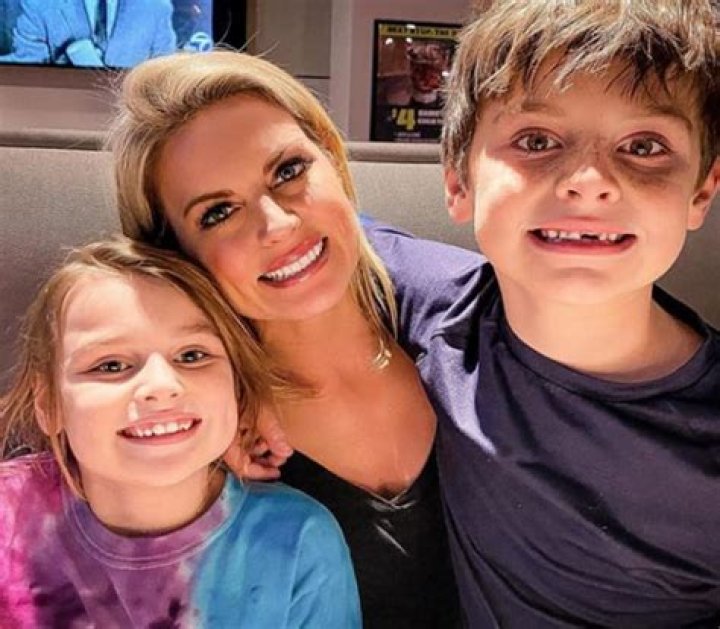 Courtney Friel Bio, Wiki, Age, Height, Net Worth, Career, Parents, Family