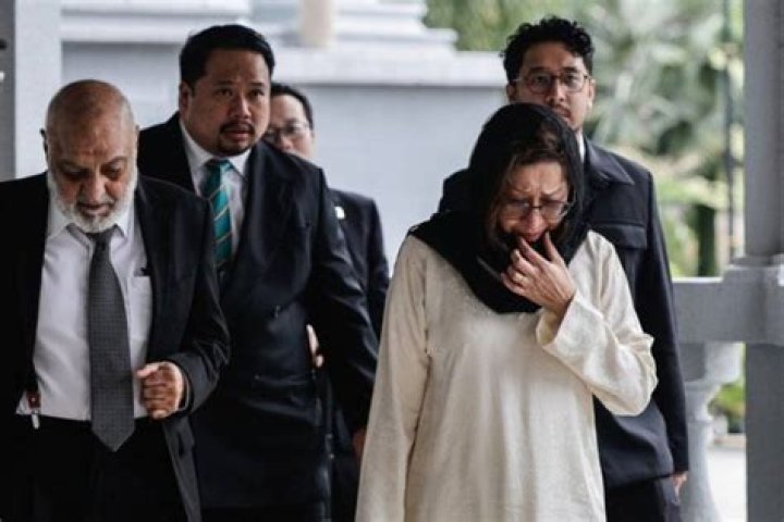 Daim Charged With Failure To Declare Assets To MACC, Claims Trial, Who Is Toh Puan Naimah Khalid? - SarkariResult