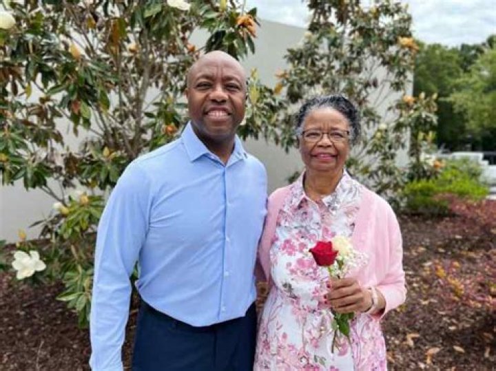 Is Tim Scott Married? - SarkariResult