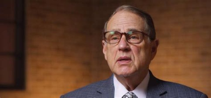 Jerry Reinsdorf Net Worth: Details About House, Income, Business, Career - SarkariResult