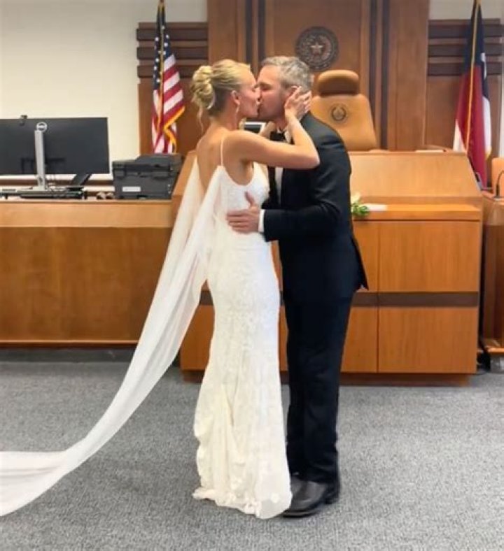 Leven Rambin was Happily Married but What went Wrong?