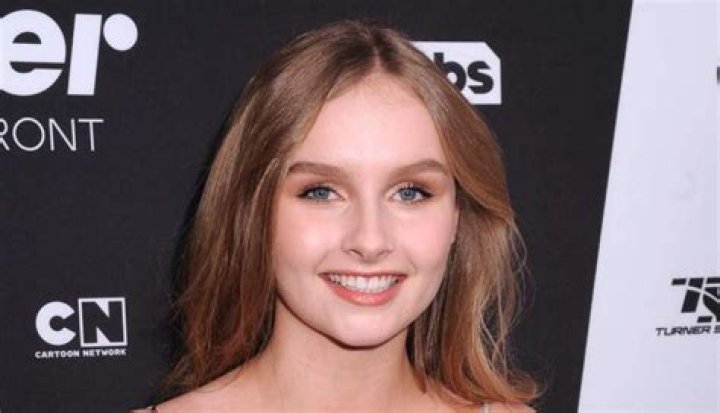 Olivia DeJonge Height, Weight, Measurements, Bra Size, Shoe Size