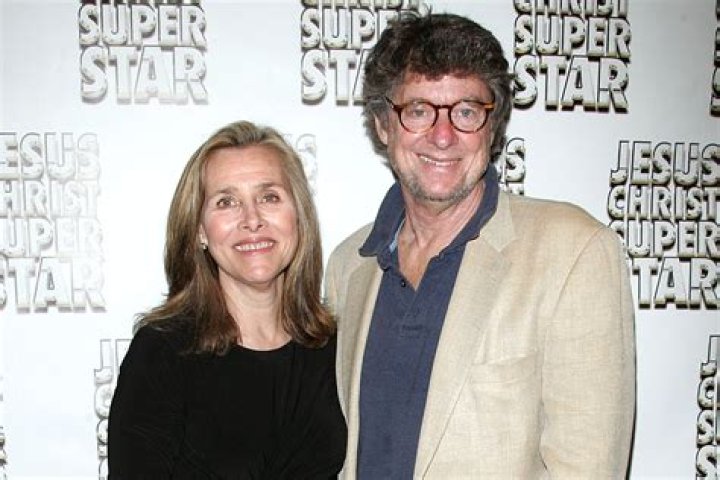 Sandy Cohen Net Worth: Career, Family, Age, Income, Wiki, Bio, All You Need to Know - SarkariResult