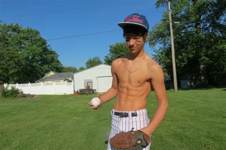 Taylor Caniff